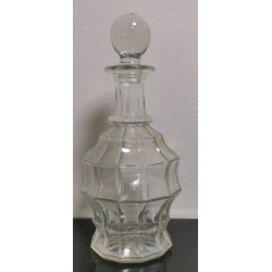 Awesome Vintage Net Designed Clear Glass Decanter Carafe