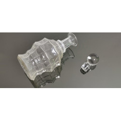 Awesome Vintage Net Designed Clear Glass Decanter Carafe