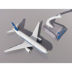 Aviation China Southern Airlines for Boeing 777 Metal Model with Stand B2051