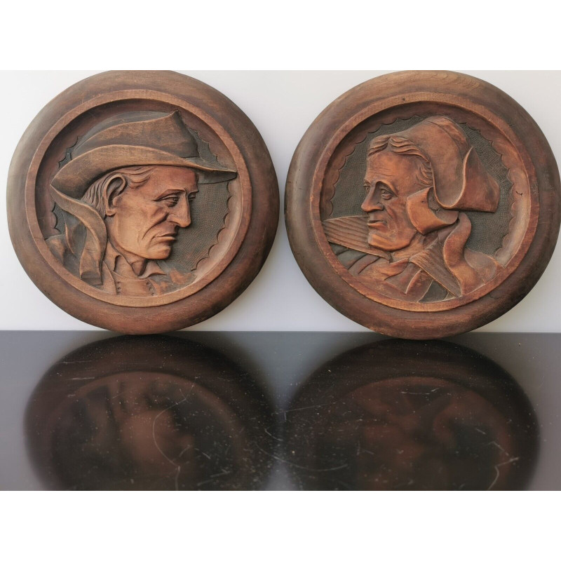 Pair of Antique Round Wall Hanging Plaque Bretons Man and Woman Brittany French