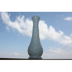 Vintage White Milk Glass Vase Collectible Home Bar Decor 9"