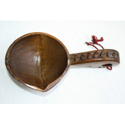 Vintage Hand Carved Rustic Russian Wooden Spoon Kovsh Bowl Cup Kvas Water Rare 1